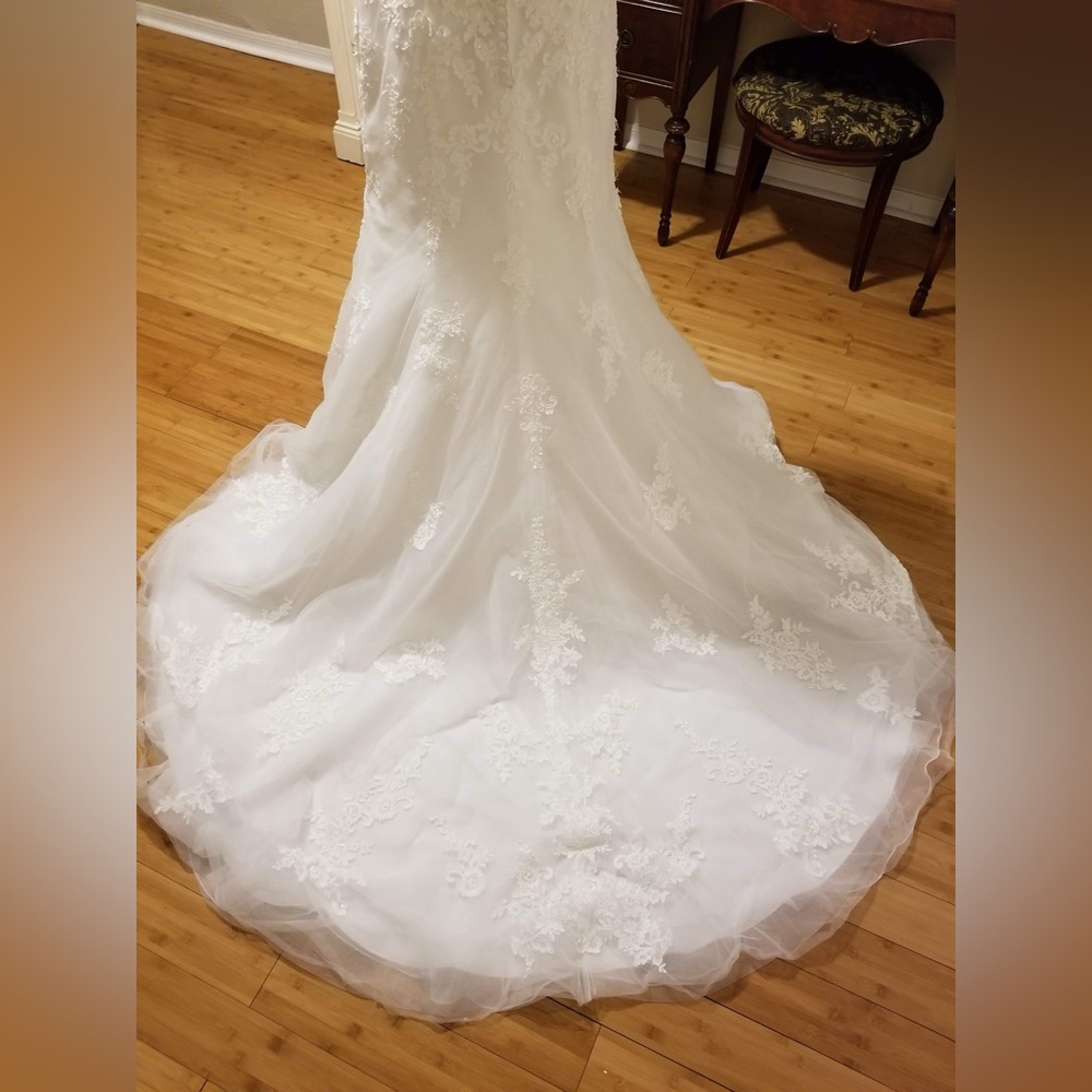 Morilee Mermaid Ivory Wedding Dress - Picture 10 of 15